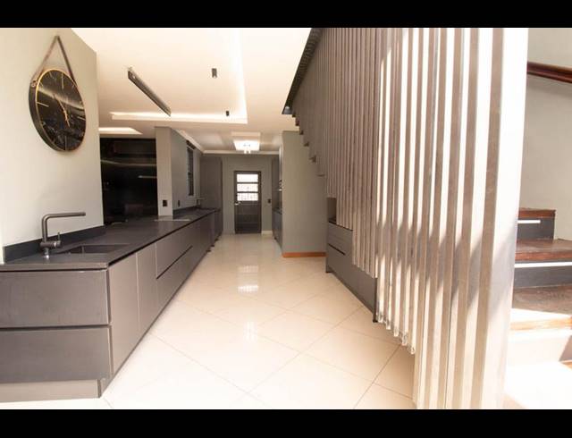 3 BEDROOM HOUSE FOR SALE IN DESAINAGAR